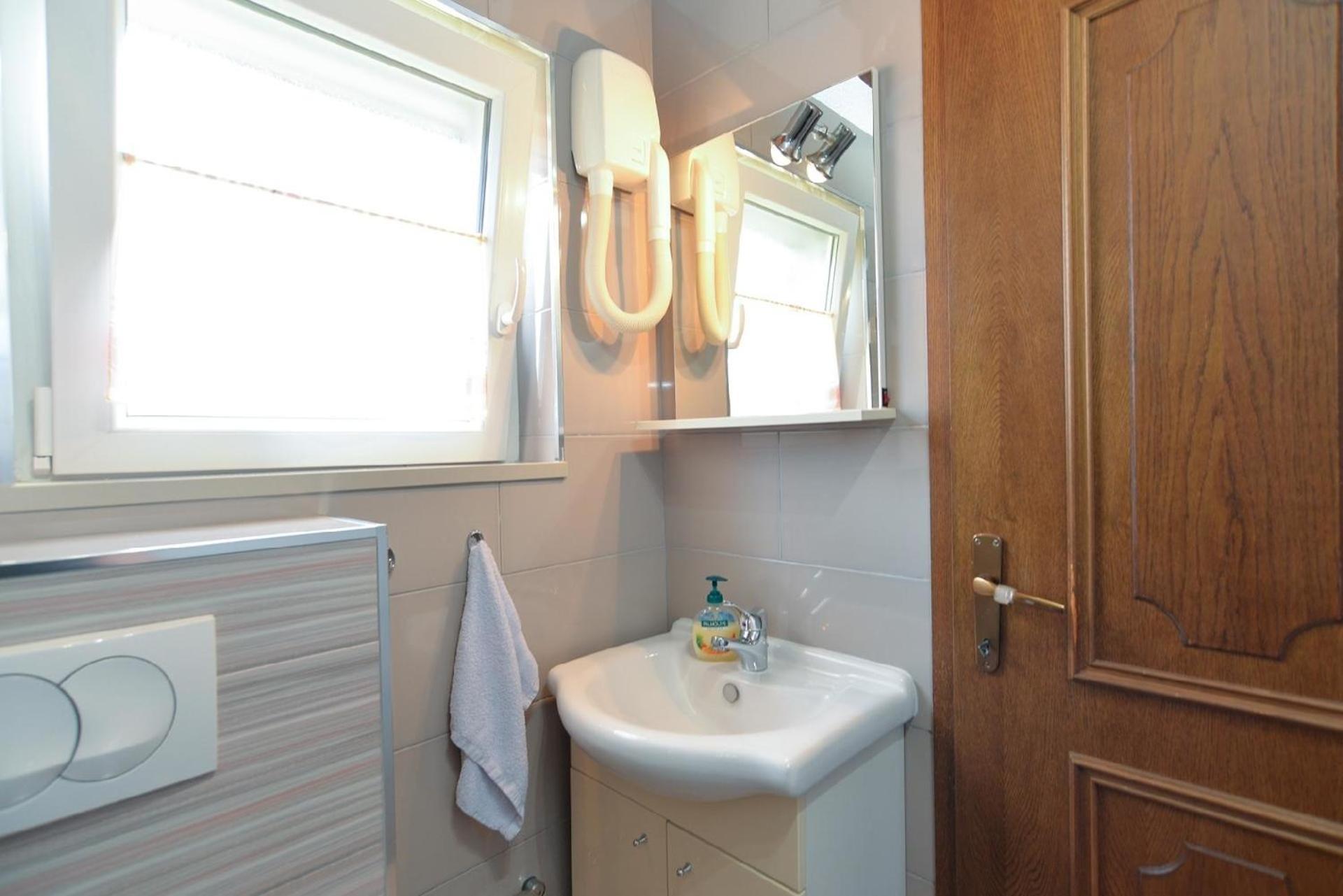 Apartment Fuer 3 Personen Ca 50 Qm In Cervar-porat, Istrien Istrische Riviera Poreč